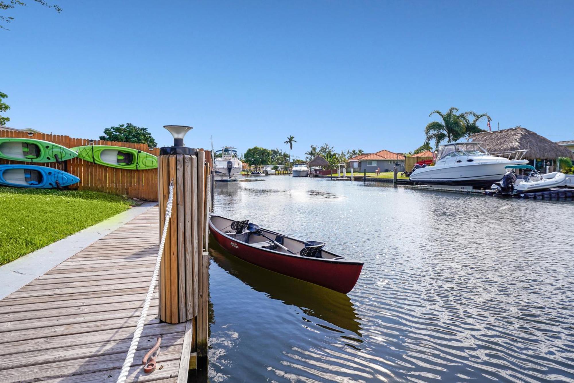 Waterfront Fll&Beaches, Bbq, Kayaks, Canoe ดาเนียบีช ภายนอก รูปภาพ
